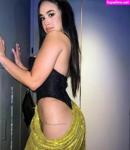 Emily Tosta OnlyFans Thumbnail #nVsVLfwgwO
