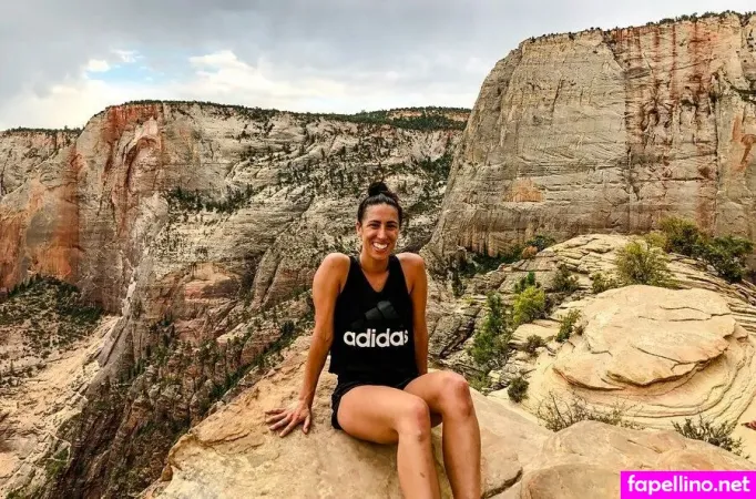 Emily Varadian OnlyFans Thumbnail #aKr2Grud5H
