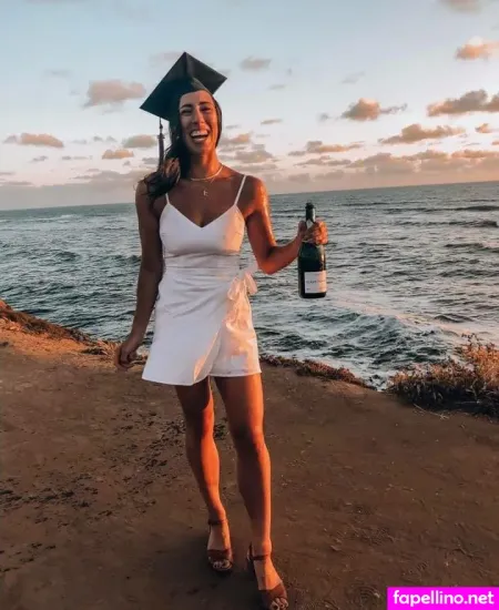 Emily Varadian OnlyFans Thumbnail #bITvha2LGo