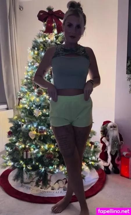 Emily Walters 25 OnlyFans Thumbnail #KmboZPLPtq