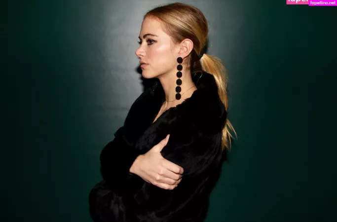 Emily Wickersham OnlyFans Thumbnail #lULBLiR1gv