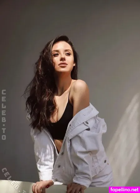 Emily Winter OnlyFans Thumbnail #p8GaaM6pw5