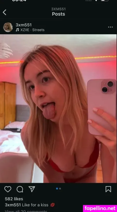 Emily Xx OnlyFans Thumbnail #6QC2zUDwAV