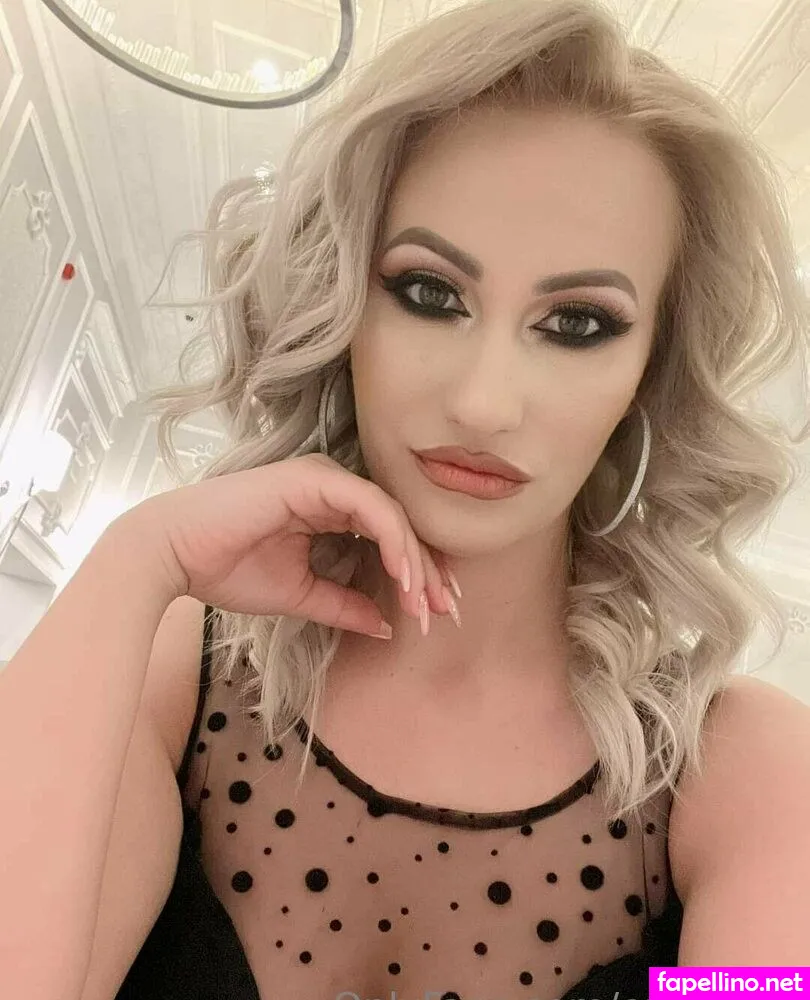 emily991, emilywhite1999 Nude Leaked OnlyFans Photo #qRESKulAyV