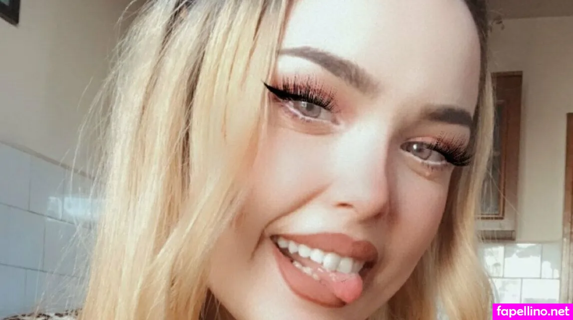 emily991, emilywhite1999 Nude Leaked OnlyFans Photo #rls5LpY3Vc