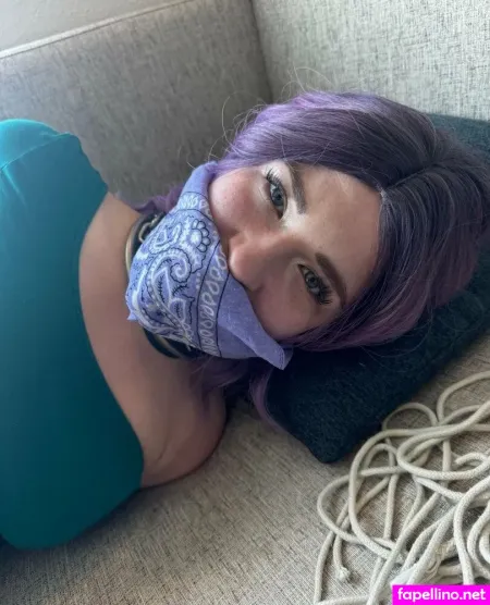 Emilyaddamsofficial OnlyFans Thumbnail #BVKrob0hiu