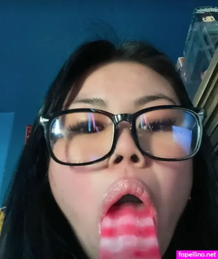 Emilyafeng OnlyFans Thumbnail #g7h7Do1Md9