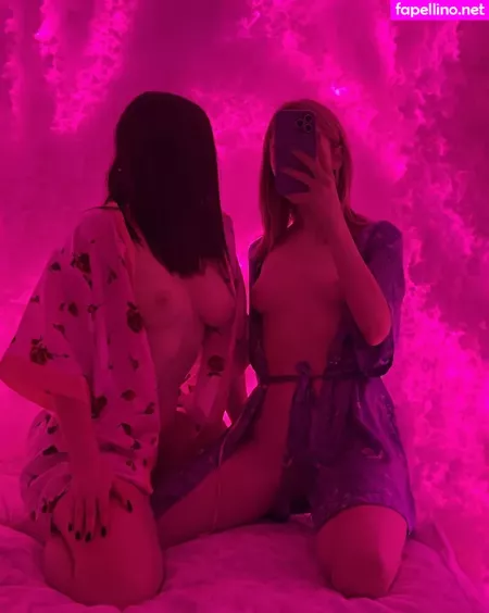 Emilyandmolly OnlyFans Thumbnail #LXNnFJCDfx