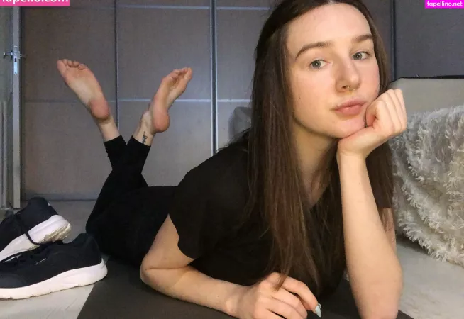 Emilybaileyfeet OnlyFans Thumbnail #Qz1J5EcJf8