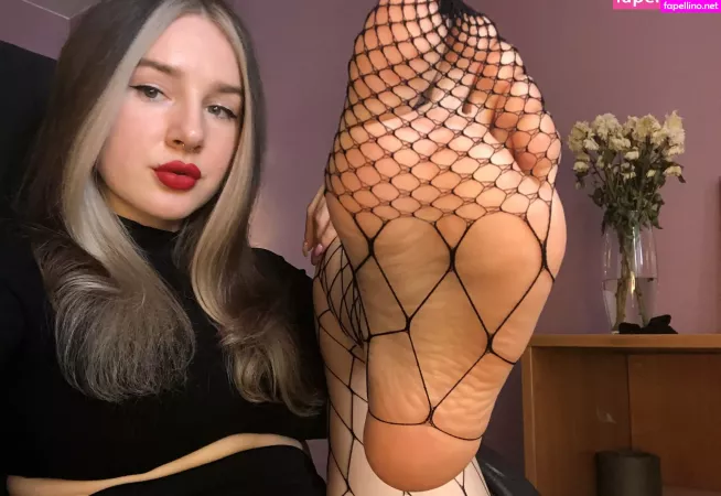 Emilybaileyfeet OnlyFans Thumbnail #pEIafT9dOW
