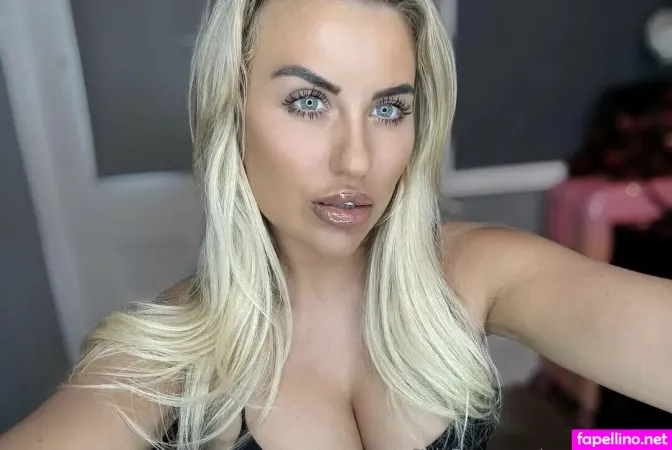 Emilyblakeuk OnlyFans Thumbnail #yFMjMxG8KP