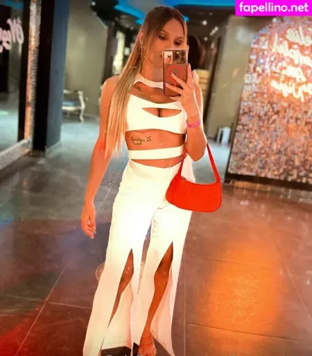 Emilybrownnn OnlyFans Thumbnail #I0ndsGuD6n