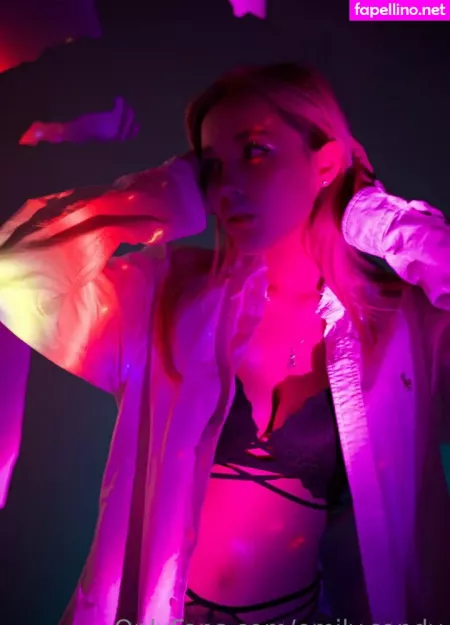 Emilycandy1 OnlyFans Thumbnail #2wZG1VJGMP