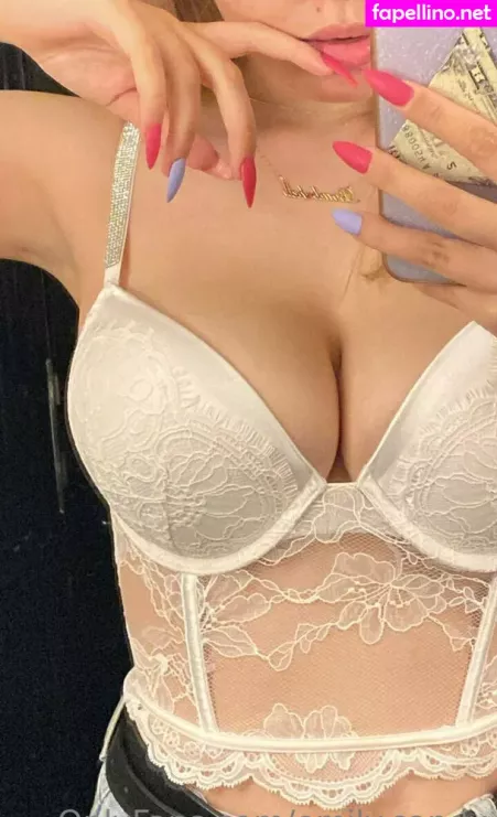 Emilycandy1 OnlyFans Thumbnail #98RnfBek9N