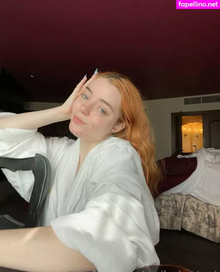 Emilychestnut OnlyFans Thumbnail #B5vLhxmDcZ