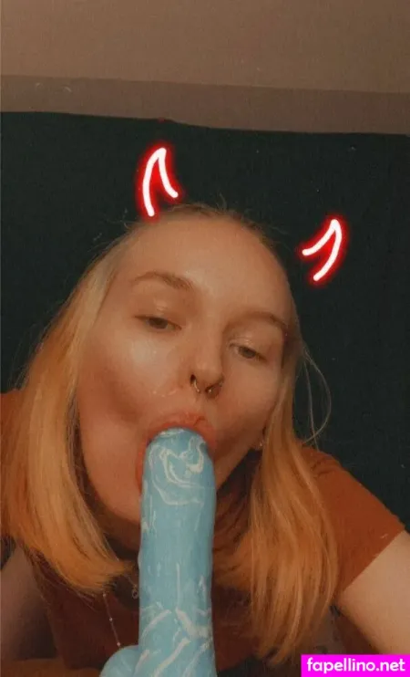 Emilycici OnlyFans Thumbnail #Bzs0F6AkES