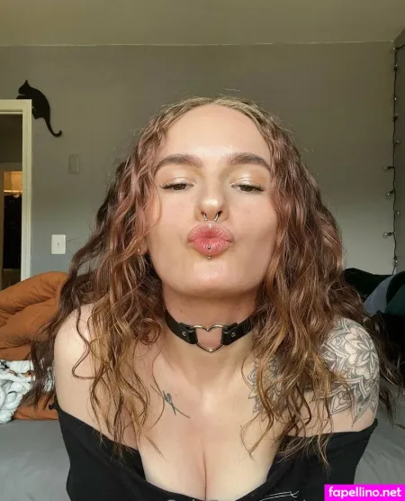 Emilycici3 OnlyFans Thumbnail #t6WlZoTmrY