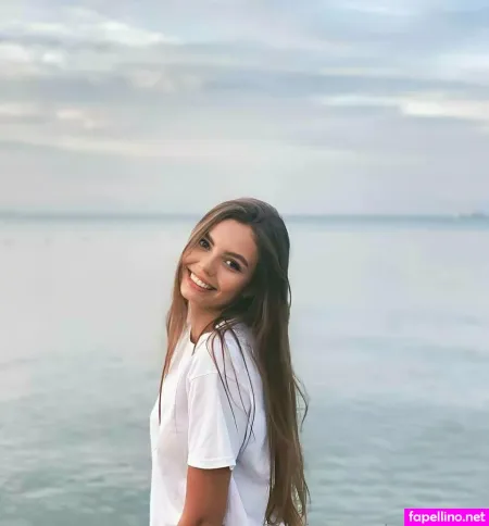 Emilycutee OnlyFans Thumbnail #9Lxiuy2Qtx