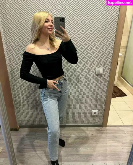 Emilycutie1 OnlyFans Thumbnail #TkJApE2gCp