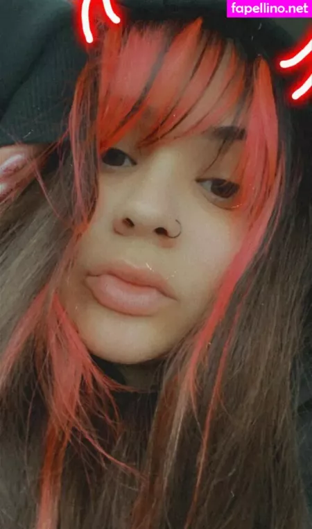 Emilyelixer OnlyFans Thumbnail #h0vRiOLtUr