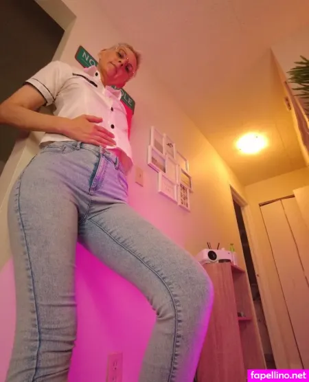 Emilyella OnlyFans Thumbnail #s1ZonaVebM