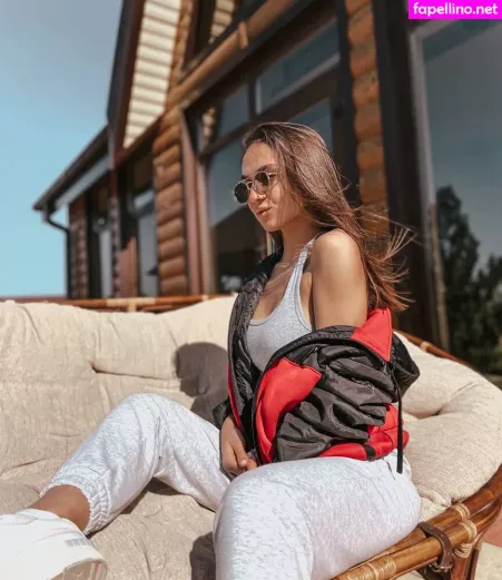 Emilyemrata2 OnlyFans Thumbnail #TcWoviaZHL