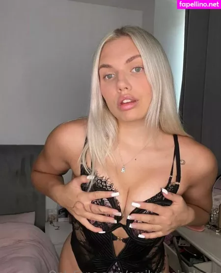 Emilyevejackson OnlyFans Thumbnail #vHdeOBOoVb