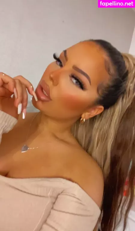 Emilyexotics OnlyFans Thumbnail #MoVzU4Ymew