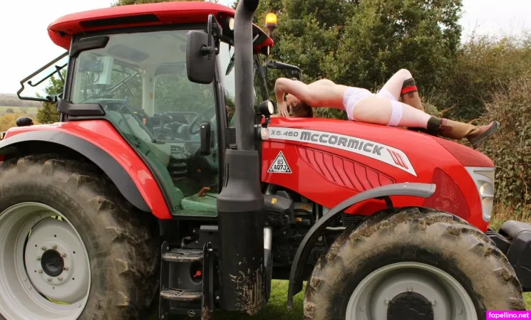 Emilyfa OnlyFans Thumbnail #q6BXSOFpIj