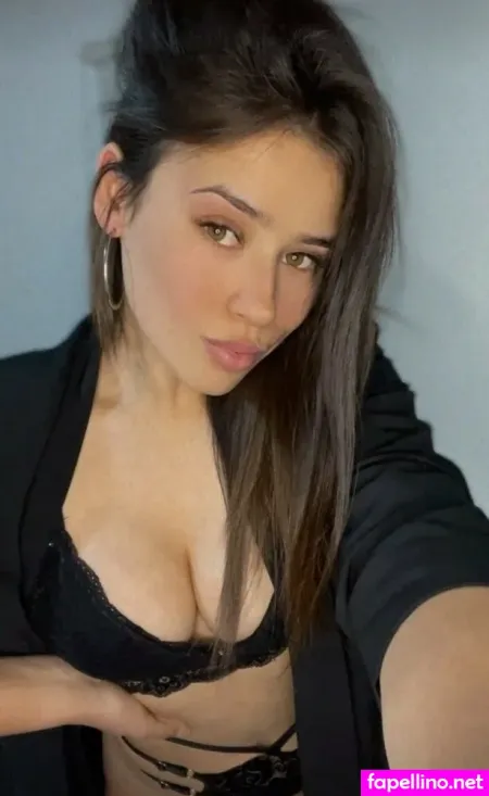 Emilyfermin OnlyFans Thumbnail #QGMnJJlMDX