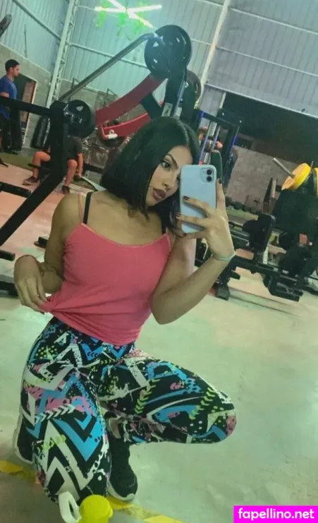 Emilyhottie OnlyFans Thumbnail #00jjfYUcNs