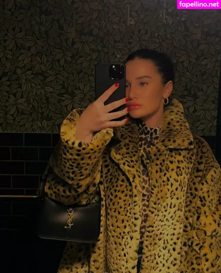 Emilykernsx OnlyFans Thumbnail #IPiGcerqtl