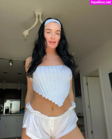 Emilykernsx OnlyFans Thumbnail #ime3JA0hkI