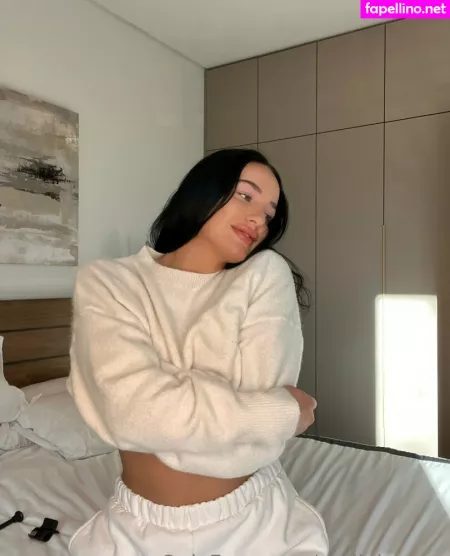 Emilykernsx OnlyFans Thumbnail #iqhcREwibd