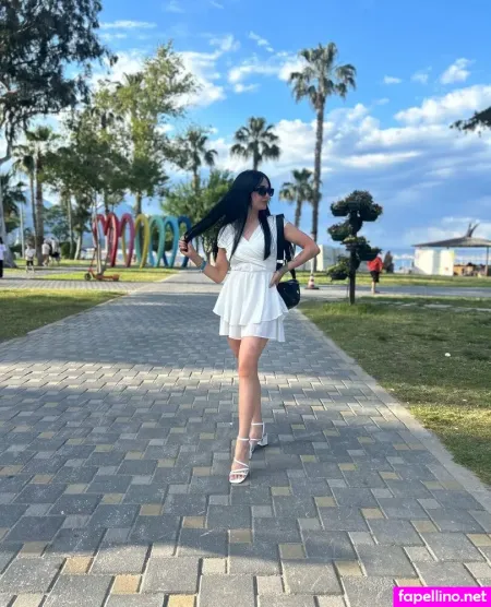 Emilykitty1 OnlyFans Thumbnail #CirQp7RBf9