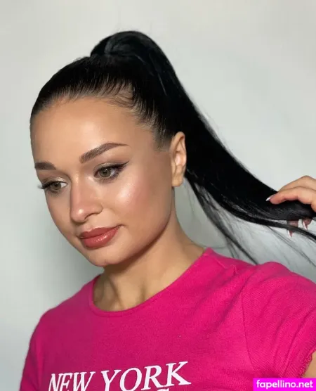 Emilykitty1 OnlyFans Thumbnail #Hz1Qs0j7VR