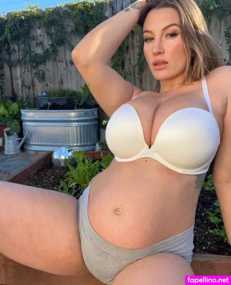 Emilyknight 5 OnlyFans Thumbnail #EOpcXNxdTk