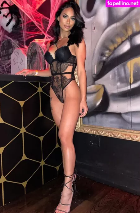 Emilylatifah OnlyFans Thumbnail #7TAo325vxz