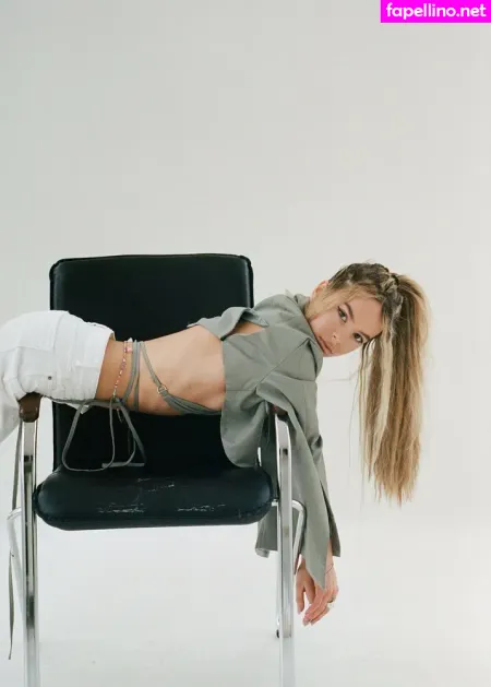 Emilylism OnlyFans Thumbnail #TijDbLmTan