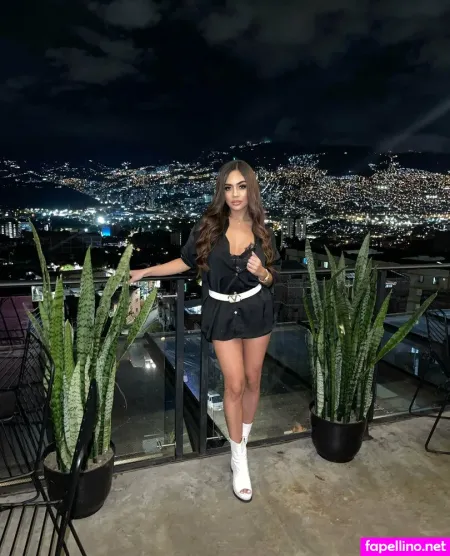 Emilylopez777 OnlyFans Thumbnail #LELHaGblxu