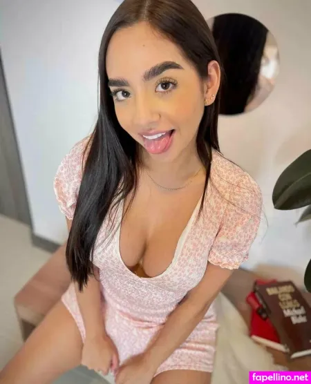 Emilylopez777 OnlyFans Thumbnail #lLp0Gt2Fju