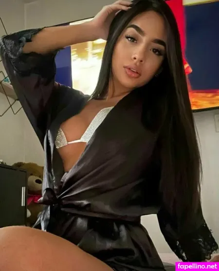 Emilylopez777 OnlyFans Thumbnail #wD0wFX4Mp4