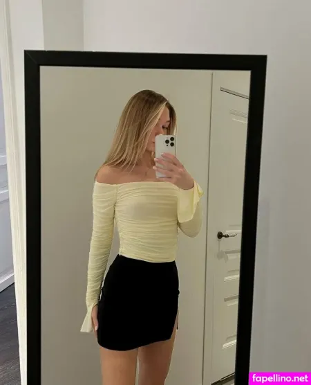 Emilylu OnlyFans Thumbnail #qXrrWLJsmQ