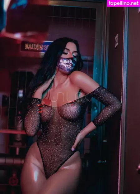 Emilymatutt OnlyFans Thumbnail #V7mCZNNt5A