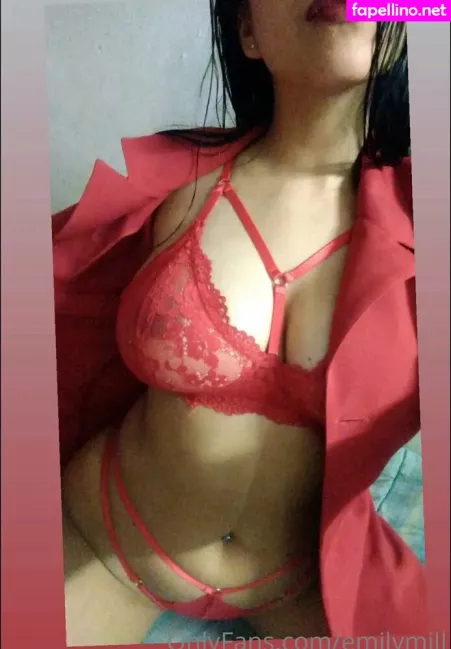 Emilymill OnlyFans Thumbnail #Hb0VMZN3cz