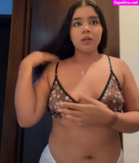 Emilyml OnlyFans Thumbnail #7QQw7JRxcW