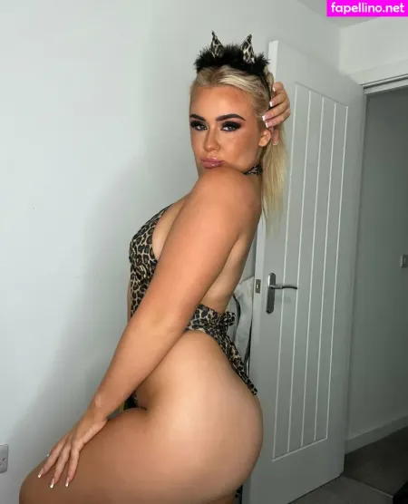 Emilymrlor OnlyFans Thumbnail #RKZprIUuTd