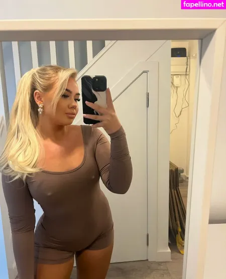 Emilymrlor OnlyFans Thumbnail #oDtfa8HNsf