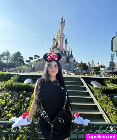 Emilymuneton OnlyFans Thumbnail #D7PNTHOnlW