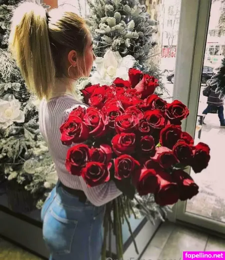 Emilyon OnlyFans Thumbnail #GVVngYLYqt